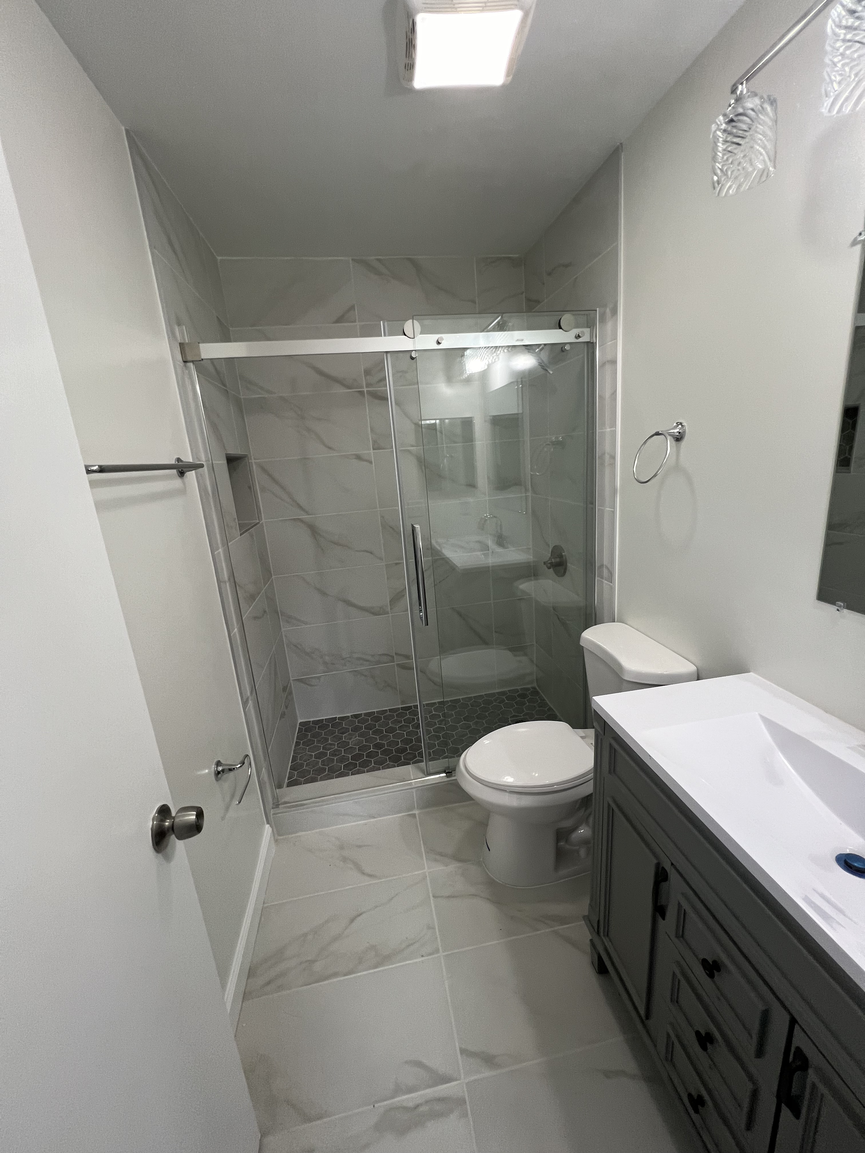 Bathroom Renovations project 10